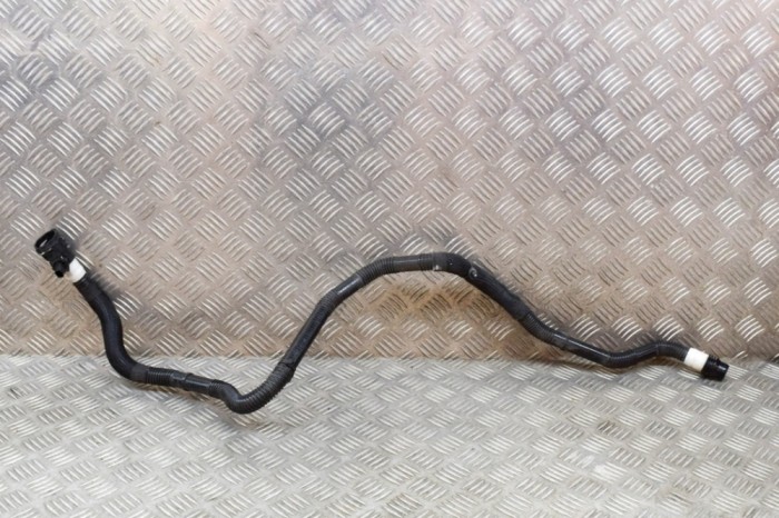 Furtun de lichid de răcire TESLA MODEL 3 2020 OEM: 1077592-77-F 15328400