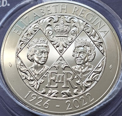 5 pounds 2022 Marea Britanie, Charles III Life and legacy of the Queen, Brilliant uncirculated, Coincard, km#2198 foto
