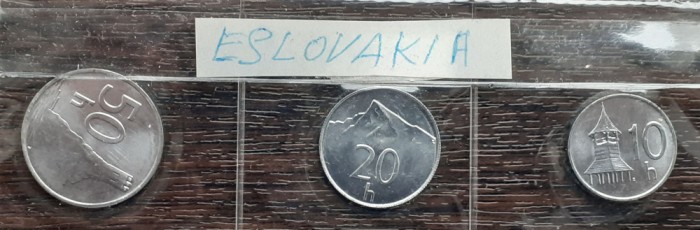 SET 3 MONEDE SLOVACIA- 10 HALERU 1993, 20 HALERU 1996 SI 50 HALERU &#039;93, AUNC/UNC