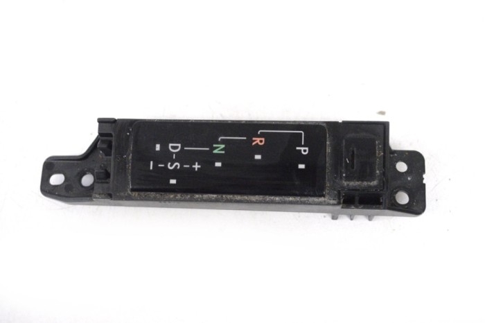 Indicator de schimbare a treptelor de viteză LEXUS IS III _E3_ 2014 OEM: 76H711 15479237