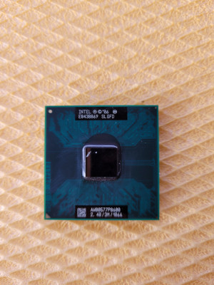 procesor laptop INTEL P8600 - SLGFD 2,40/3M/1066 foto