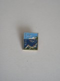 QW9 N4 21 - insigna - orase - Batumi