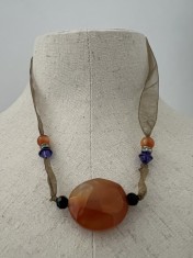 Colier elegant - lantisor si pandantiv Fashion pe fir de organza