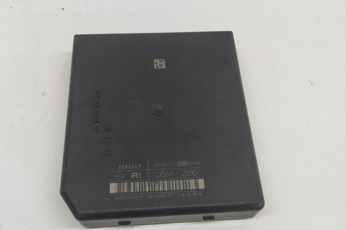 Modul panou de siguranțe RENAULT MEGANE CC EZ0/1_ 2014 OEM: 284B62069R | 31961399