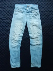 Blugi Levi?s Engineered Jeans. Marime 30, vezi dimensiuni; impecabili ca noi foto