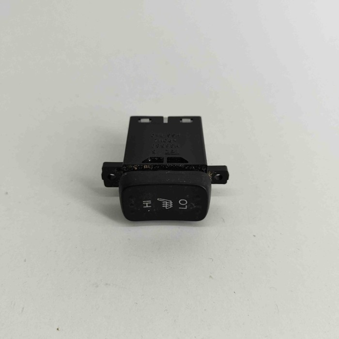 Comutator &icirc;ncălzire scaun HONDA CR-V IV RM_ 2015 OEM: 35650-T0A-A01 | 23854315
