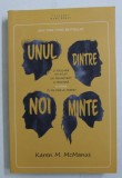 UNUL DINTRE NOI MINTE de KAREN McMANUS , 2017