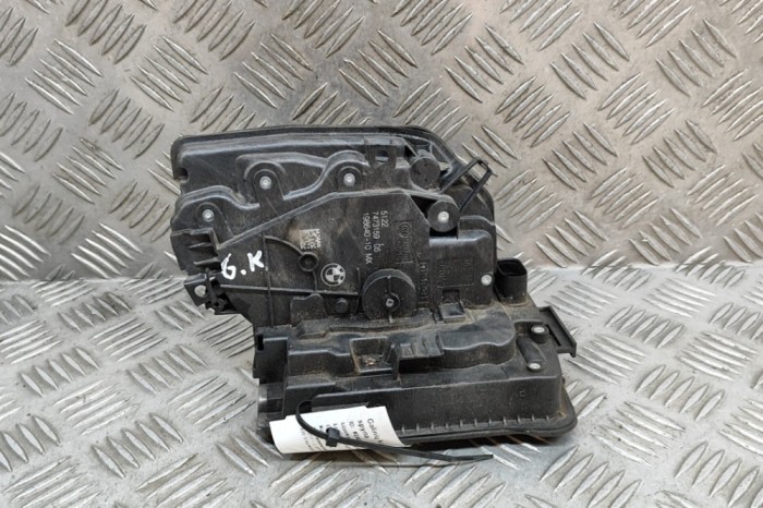 &Icirc;ncuietoare ușă st&acirc;nga spate BMW X3 G01, F97 2018 OEM: 7473159 24820910