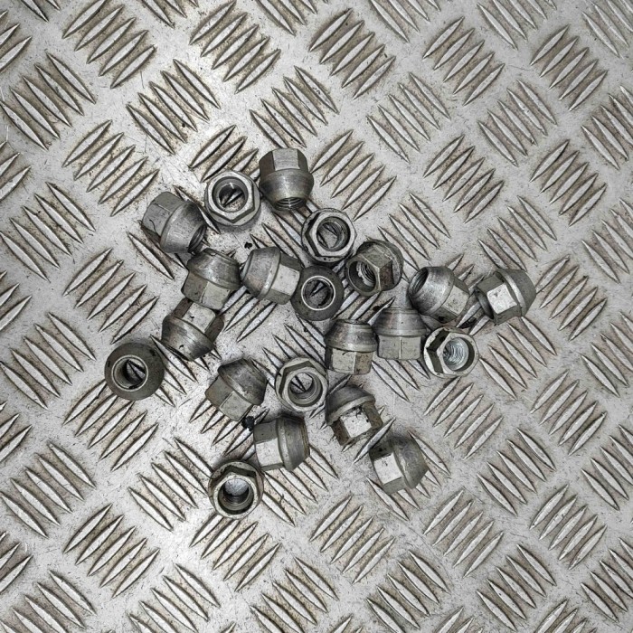 Set prezoane roata TESLA MODEL Y 2023 OEM: 1027002-00-B 26302780