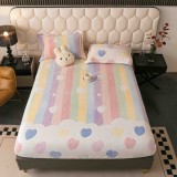 Cumpara ieftin Husa de Pat Cocolino cu Elastic si 2 Fete de Perna 50x70cm,180x200cm,Crem cu Inimioare-D152