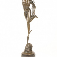 Mercur- statueta din bronz pe un soclu din marmura BR-108