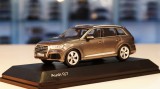2015 Audi Q7 - Spark 1/43, 1:43