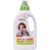 Detergent l&acirc;nă şi mătase 750 ml, detergent rufe delicate, pentru 50 de spălări
