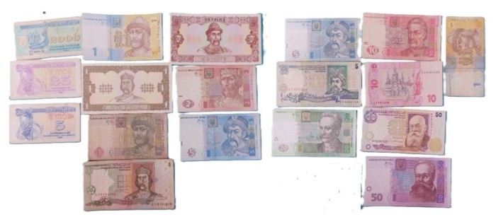 V&acirc;nd bancnote Ucraina