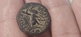 Tetradrahma IMPERIUL KUSHAN ( PAKISTAN , astazi ) VIMA TAKTO ,, marele salvator " , bronz , anii 55 - 100