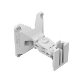 Cumpara ieftin Adaptor montare pe perete antene mici - Mikrotik QMP