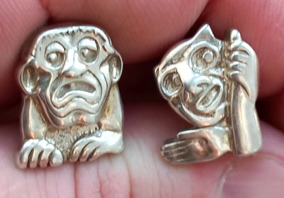 (76) SET BUTONI ARGINT, MONKEY, MOTIVE CHINEZESTI, MARCAJ ARGINT 925, 10 GRAME foto