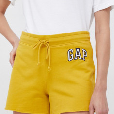 GAP pantaloni scurti femei, culoarea galben, cu imprimeu, medium waist