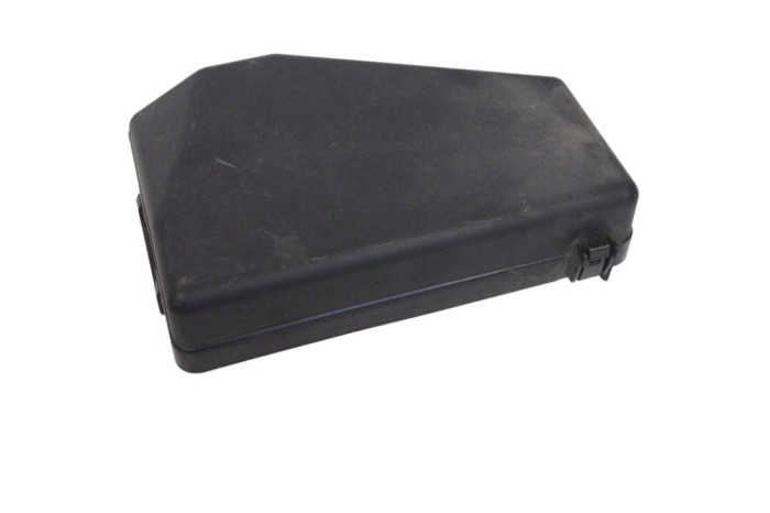 Capac panou de siguranțe SUBARU OUTBACK BS 2015 OEM: MB503702B 21743661