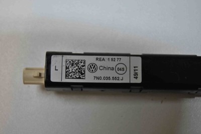 Amplificator de antena VW SHARAN 7N1, 7N2 2012 OEM: 7N0035552J foto