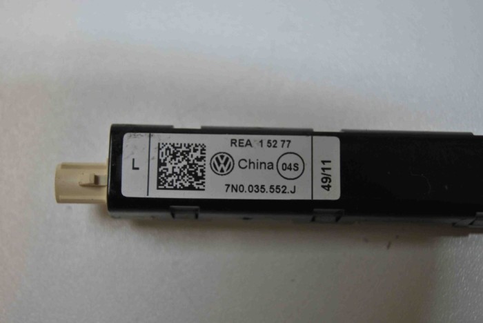 Amplificator de antena VW SHARAN 7N1, 7N2 2012 OEM: 7N0035552J