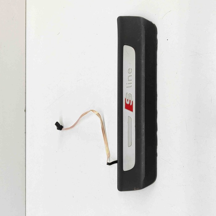 Ornament prag st&acirc;nga spate AUDI Q7 4M 2017 OEM: 4M0947417B