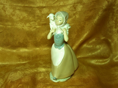 Statueta bibelou portelan Lladro, colectie, cadou, vintage foto