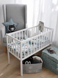 Patut mic, co-sleeping din lemn, Classic Alb cu Saltea Cocos Spuma Cocos 90 x 40 x 7 cm, Woodies Safe Dreams