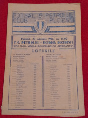Program meci fotbal PETROLUL PLOIESTI - VICTORIA BUCURESTI (23.11.1986) foto