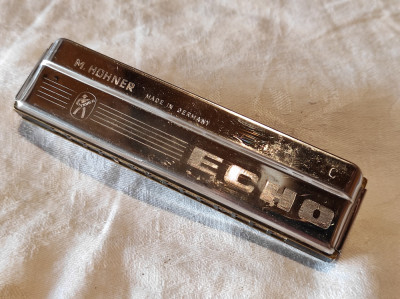 MUZICUTA HOHNER Harmonica M2409017 Echo Tremolo Key C GERMANIA de colectie foto