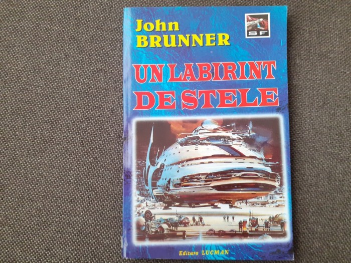 John Brunner - Un labirint de stele
