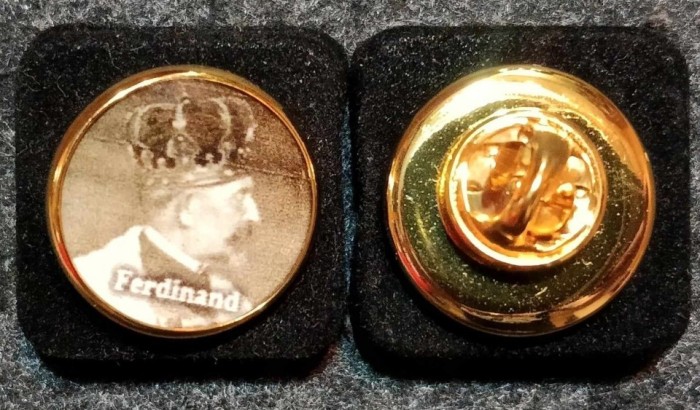 Insigna pin - regele Ferdinand
