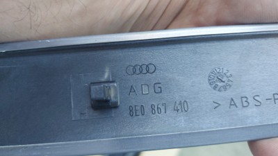 Ornament tapițerie ușă față dreapta Audi A4 B6 foto