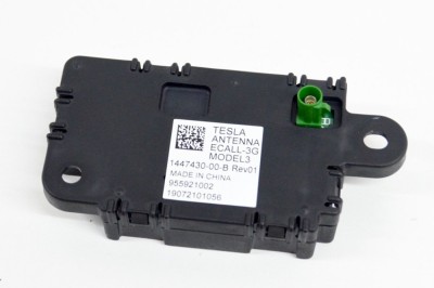 Amplificator de antena TESLA MODEL 3 2019 OEM: 1447430-00-B 13776452 foto