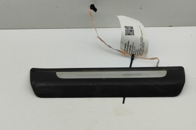 Ornament prag dreapta spate AUDI Q8 4MN 2024 OEM: 4M0947418 | 31871387 foto