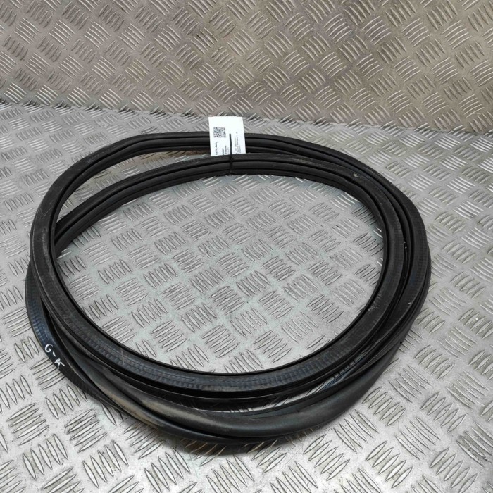 Garnitura ușă st&acirc;nga spate VW TAIGO CS1 2023 OEM: 2G6867913C