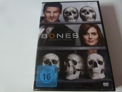 Bones - seria 4 foto