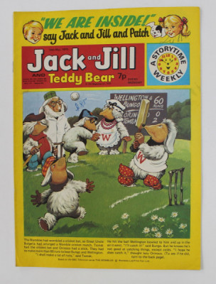 JACK AND JILL AND TEDDY BEAR , ` REVISTA CU BENZI DESENATE PENTRU COPII , 10 MAY , 1975 foto