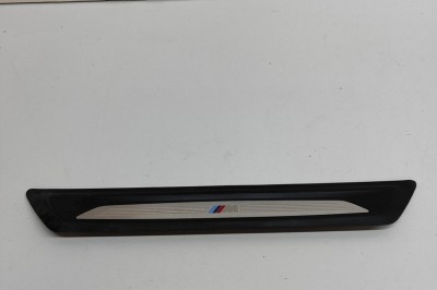 Ornament prag st&amp;acirc;nga față BMW X1 F48 2016 OEM: 8051037 | 32053981 foto