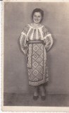 AMS @ - FOTO FEMEIE IN COSTUM POPULAR, PERIOADA INTERBELICA, RADAUTI BUCOVINA, 1940