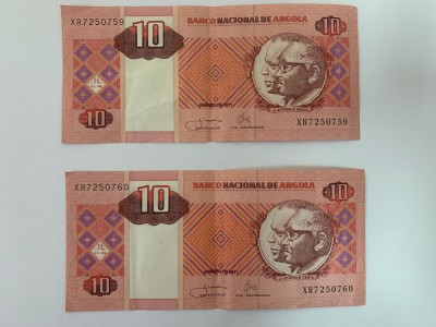 2 bancnote consecutive - 10 KWANZAS - 2011 - Angola - P-145c foto