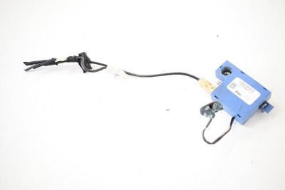 Amplificator de antena LAND ROVER RANGE ROVER SPORT L320 2007 OEM: XUI500071A | 3380470 foto