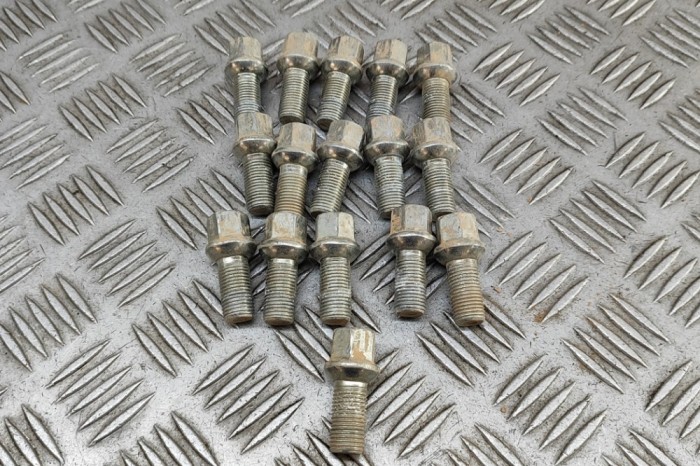 Set prezoane roata AUDI A5 Avant 2024 OEM: WHT002438 | 31880917