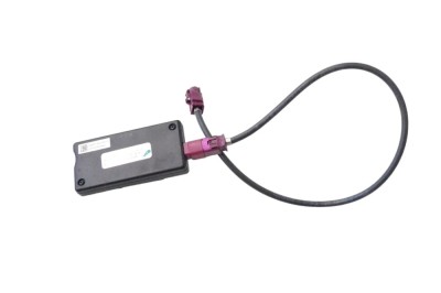 Amplificator de antena TESLA MODEL S 2017 OEM: 1037353-00-A 21839510 foto