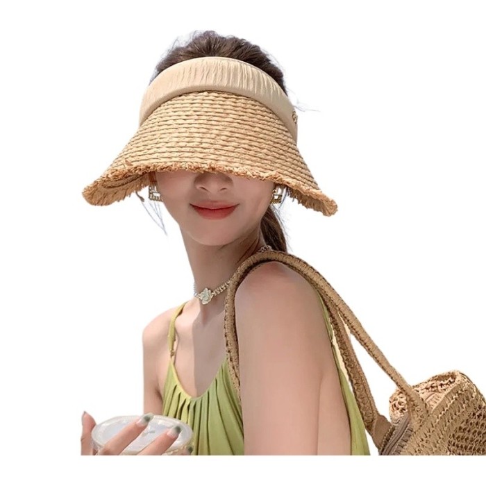 Cozoroc din rafie bej