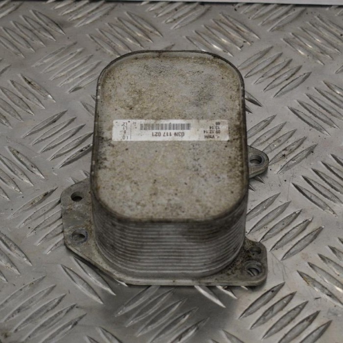 Răcitor de ulei VW PASSAT B8 3G2 2016 OEM: 03N117021 | 2664506