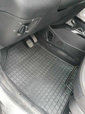 Covoare cauciuc compatibile Dacia Spring Hatchback 2021-&amp;gt; Cod: 427488 / P60 foto