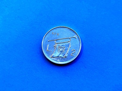 2 Lire 1979 San Marino-AUNC+UNC-in realitate arata bine! foto