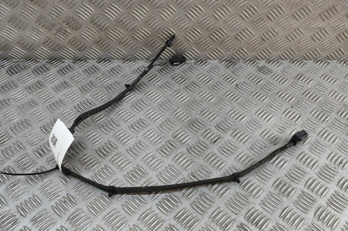 Duza stropitor parbriz BMW 3 F30, F80 2015 OEM: 7276500,53437790 | 31426897