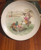 Farfurie vintage China - &quot;Fată &icirc;n barca plină de fructe&quot; (21,5 cm.)